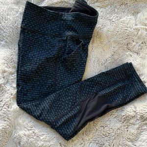 Pre-loved Lululemon ankle leggings